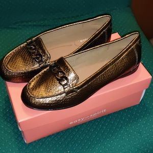 New Easy Spirit Bronze Cobra Print Loafers